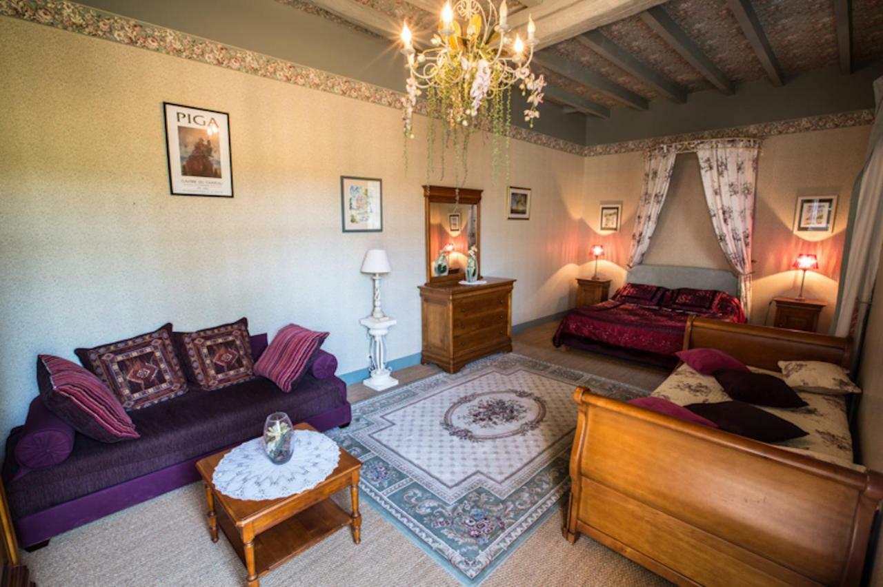 Chambres D'Hotes La Ferme Du Grand Launay Semblançay Exterior foto
